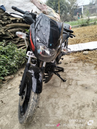Bajaj Pulsar 125 Split Seat  Model