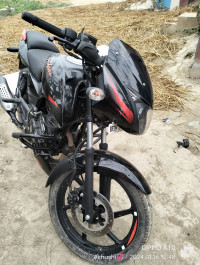 Orange Bajaj Pulsar 125 Split Seat