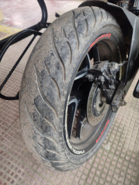 Green Bajaj Dominar 400 Disc