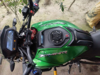Green Bajaj Dominar 400 Disc