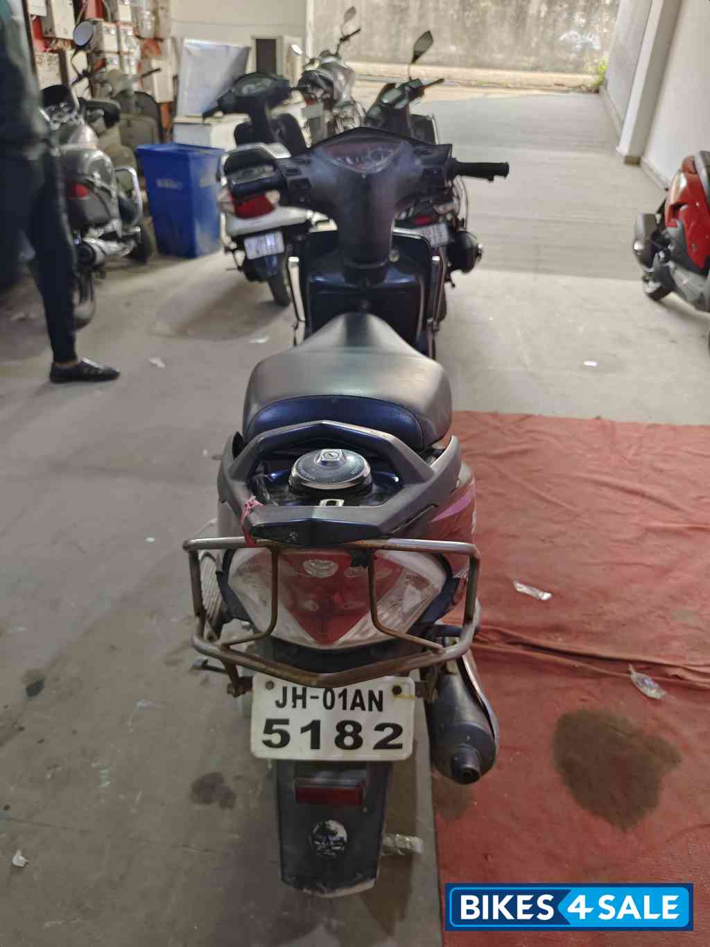 TVS Scooty Streak