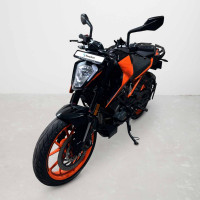 KTM Duke 200