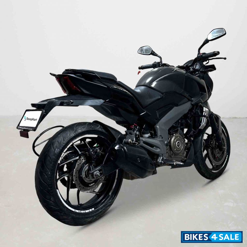 Bajaj Dominar 400
