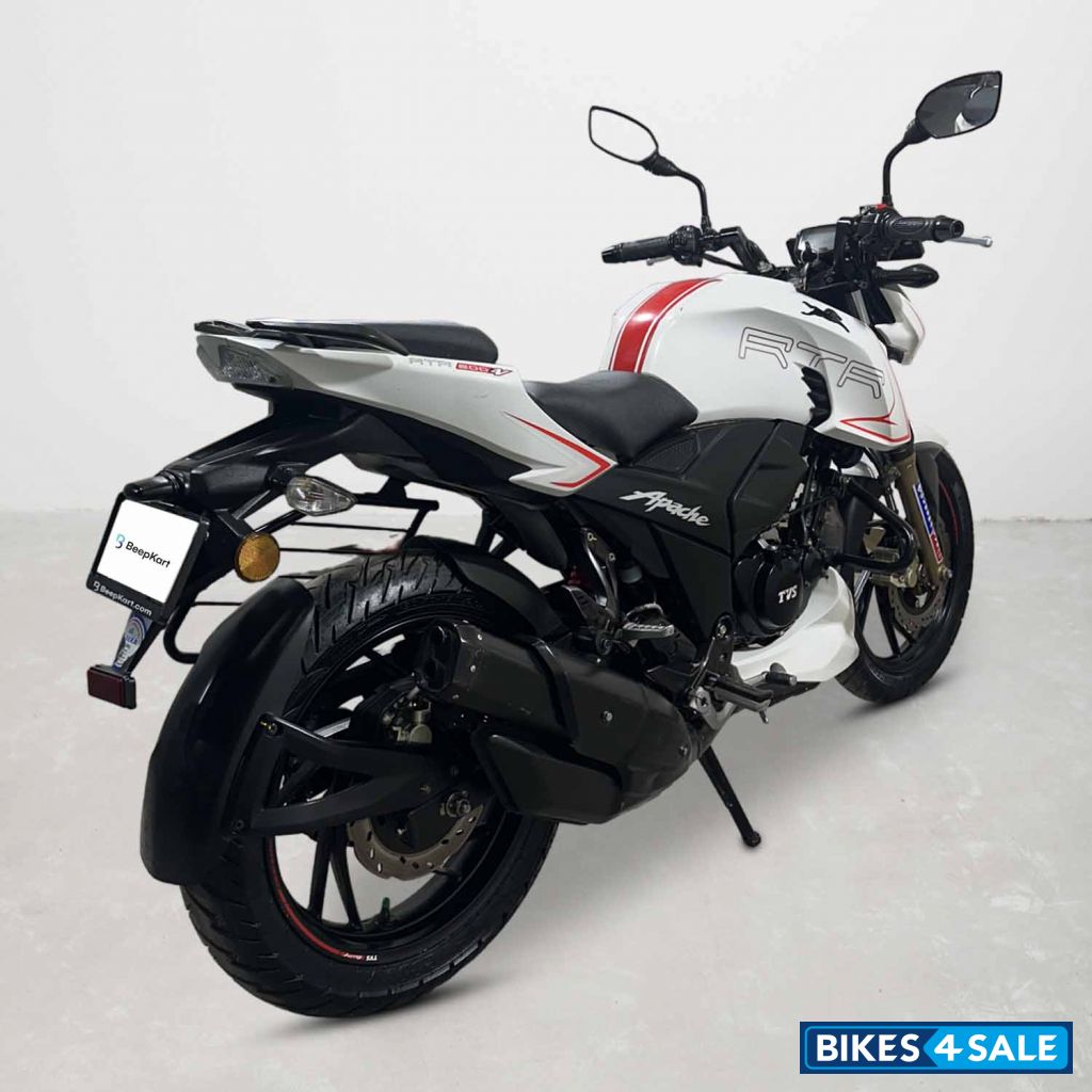 TVS Apache RTR 200 4V