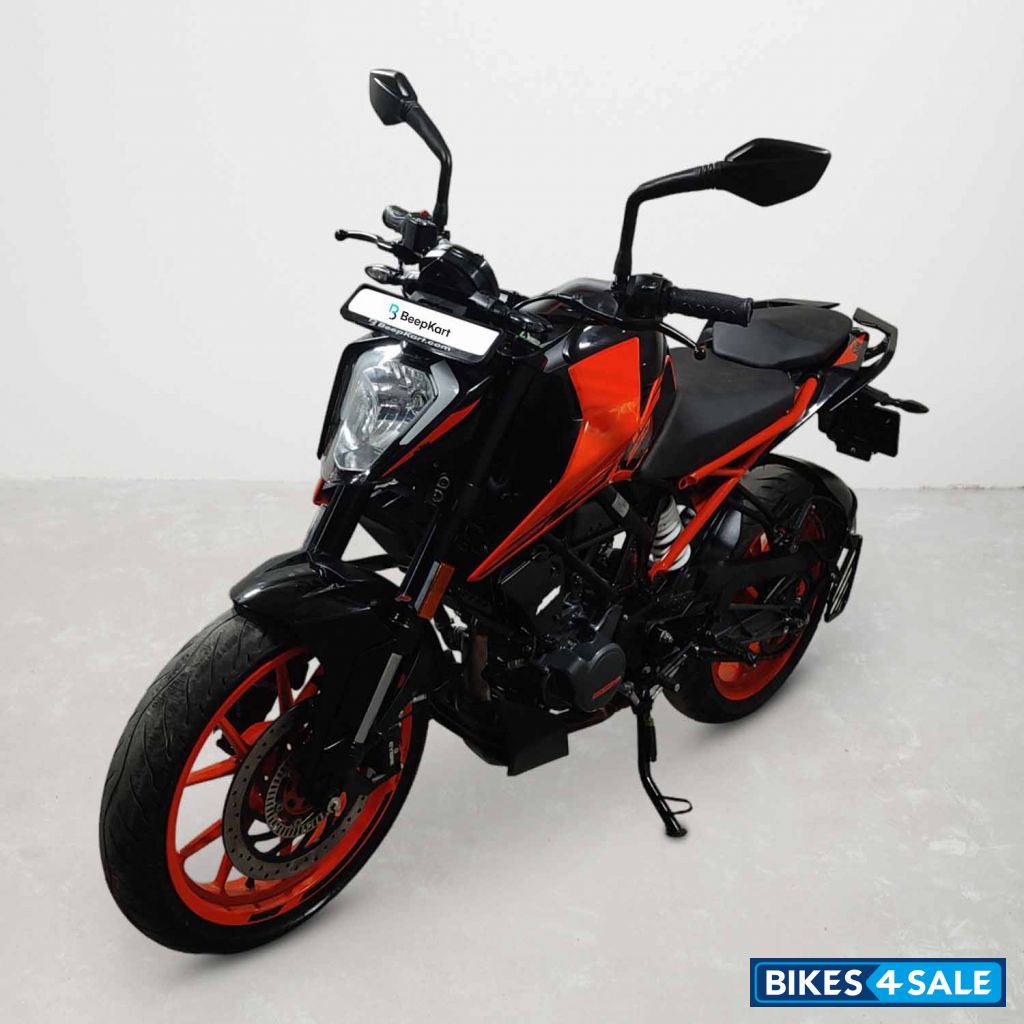 KTM Duke 200