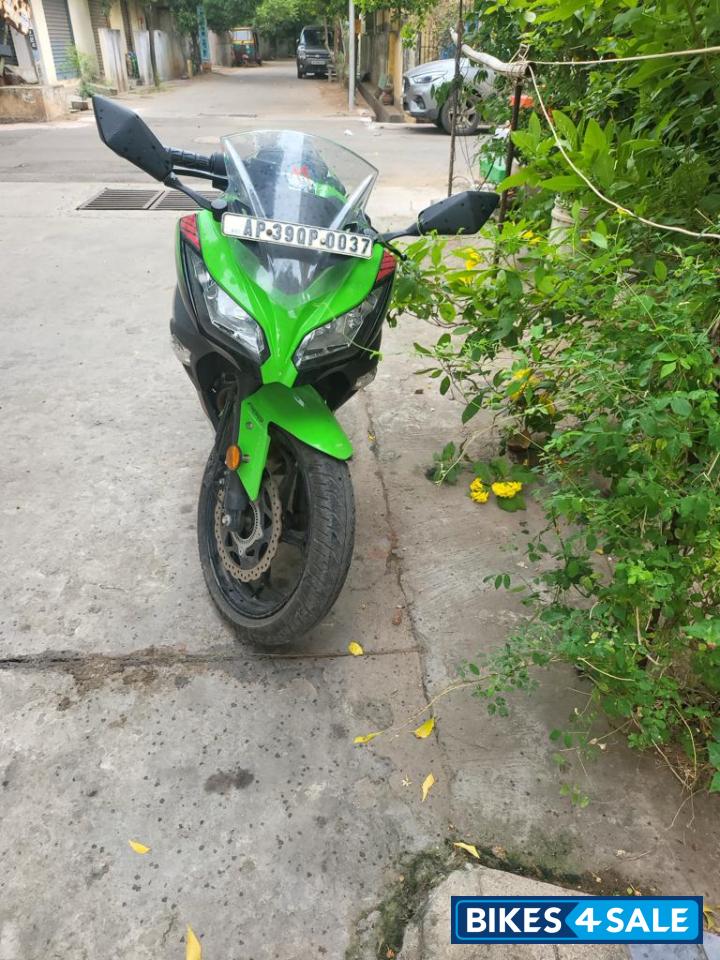 Kawasaki Ninja 300 BS6 2022