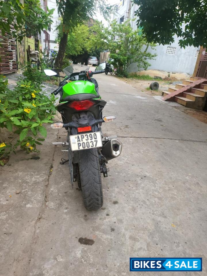 Kawasaki Ninja 300 BS6 2022