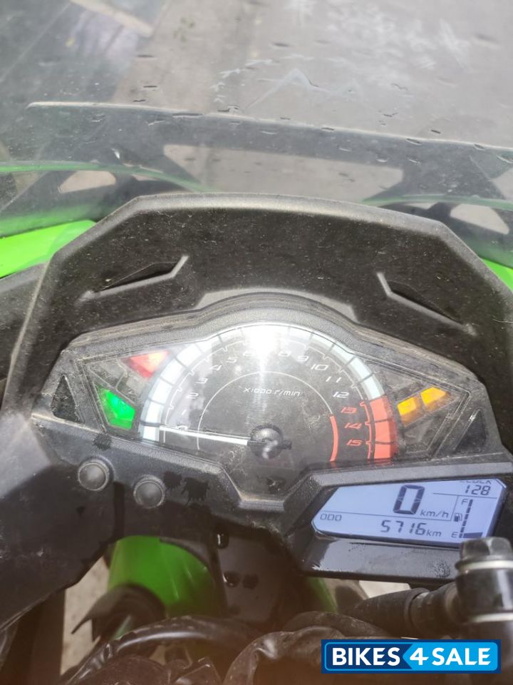 Kawasaki Ninja 300 BS6 2022