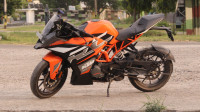 Electronic Orange KTM RC 200
