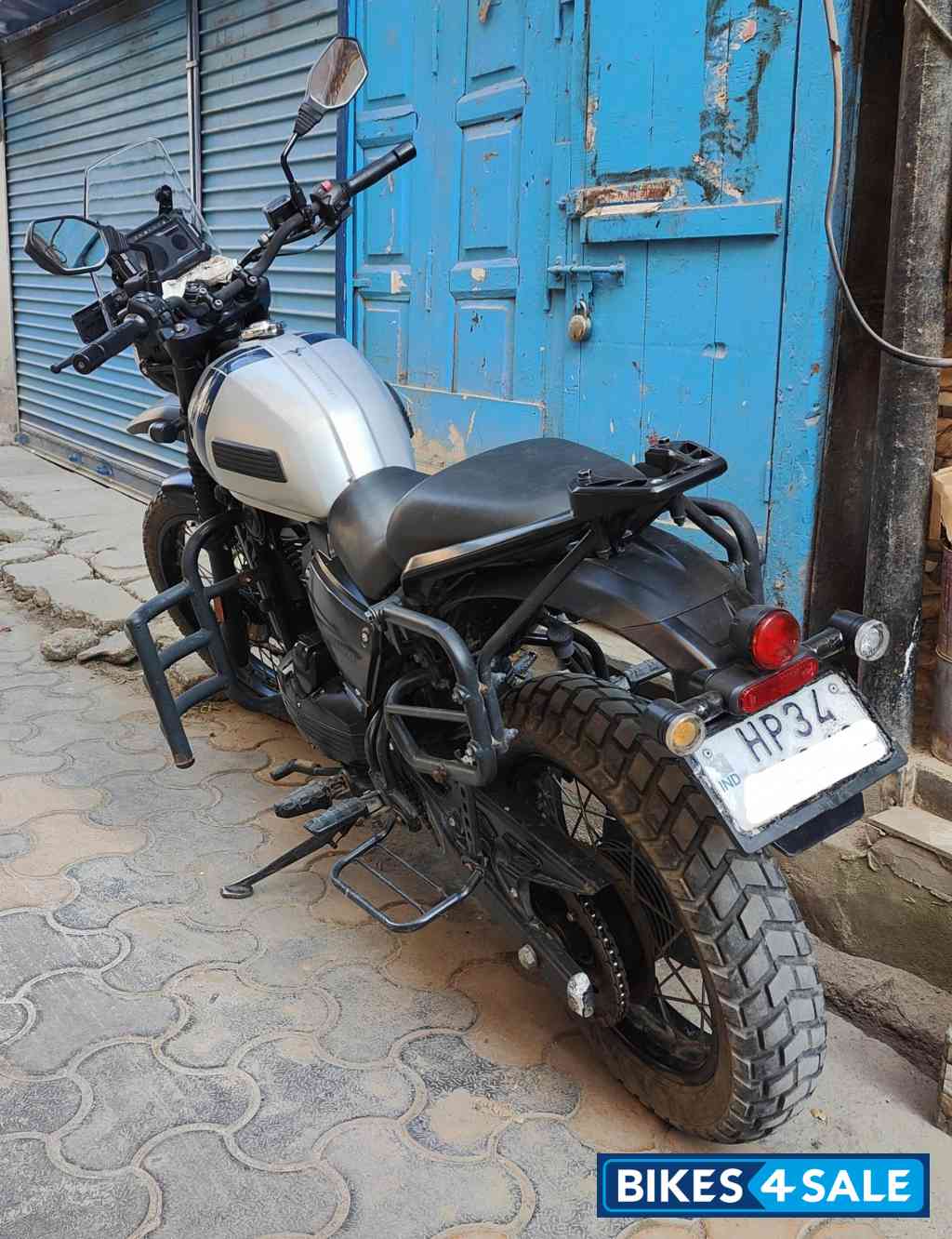 Silver Yezdi Adventure Gloss