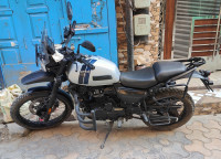 Silver Yezdi Adventure Gloss