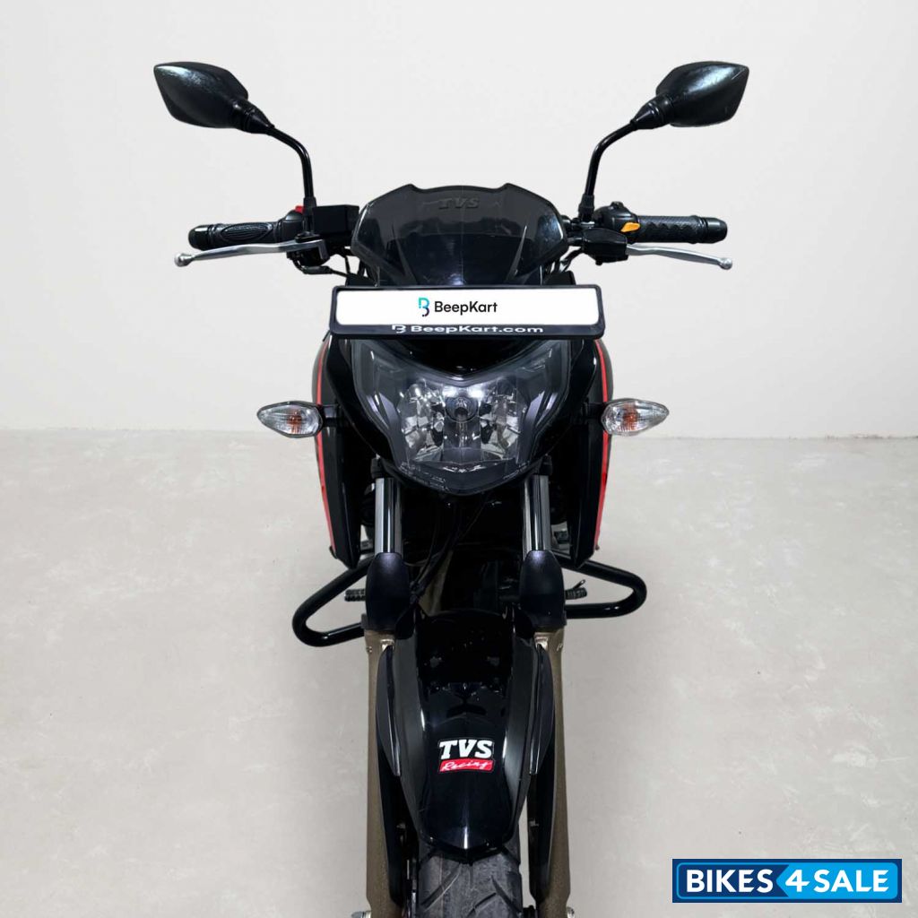 TVS Apache RTR 200 4V