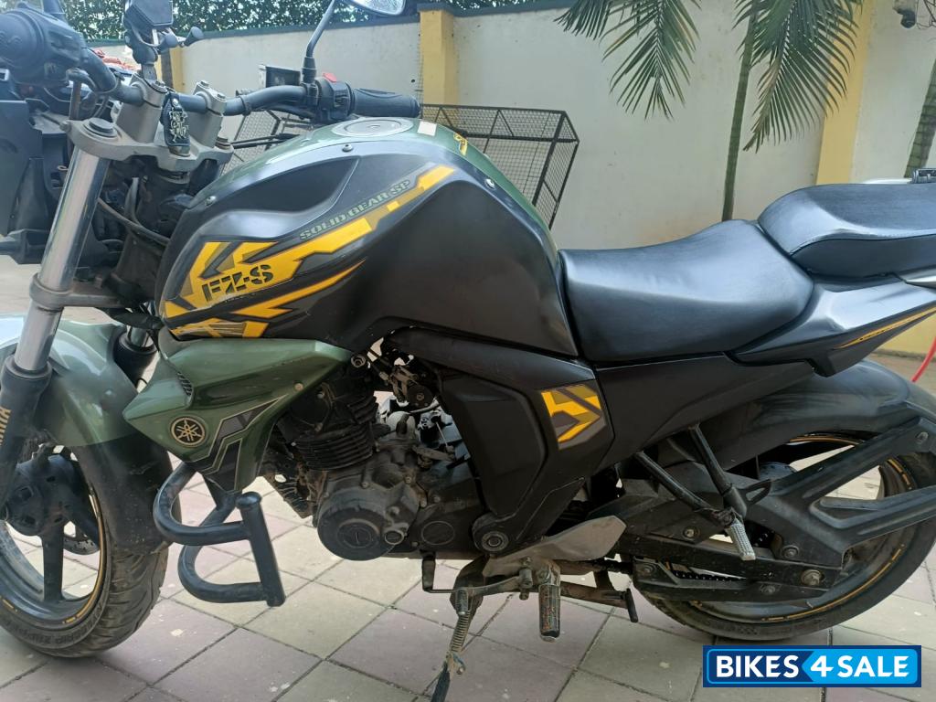 Yamaha FZ-S FI V2