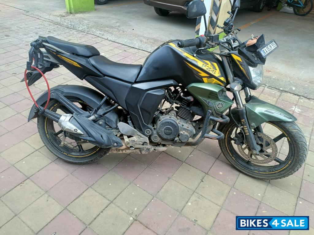 Yamaha FZ-S FI V2