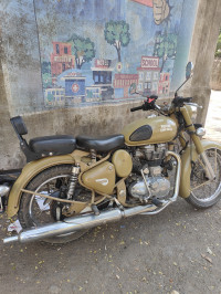 Royal Enfield Classic Desert Storm 2017 Model