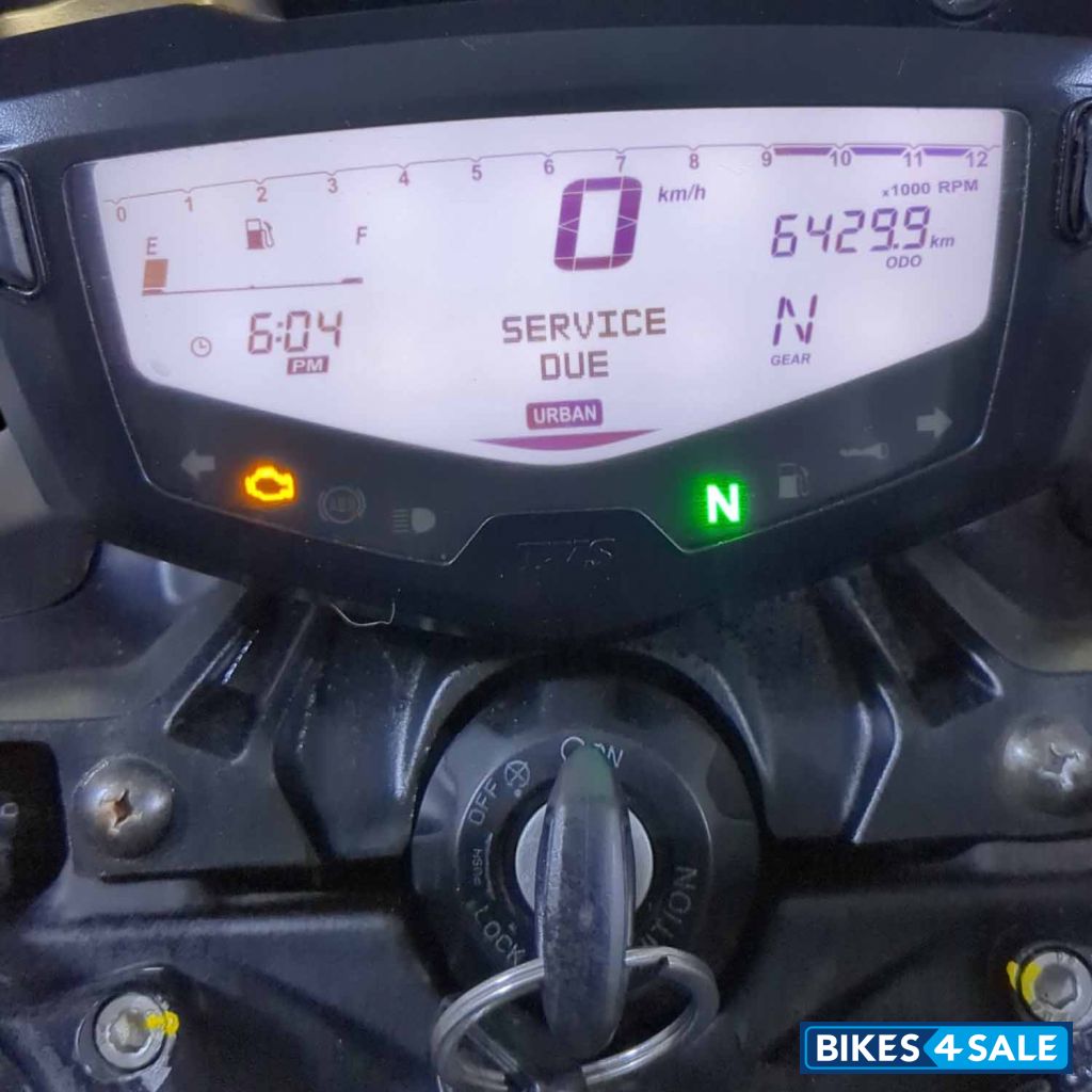 TVS Apache RTR 200 4V