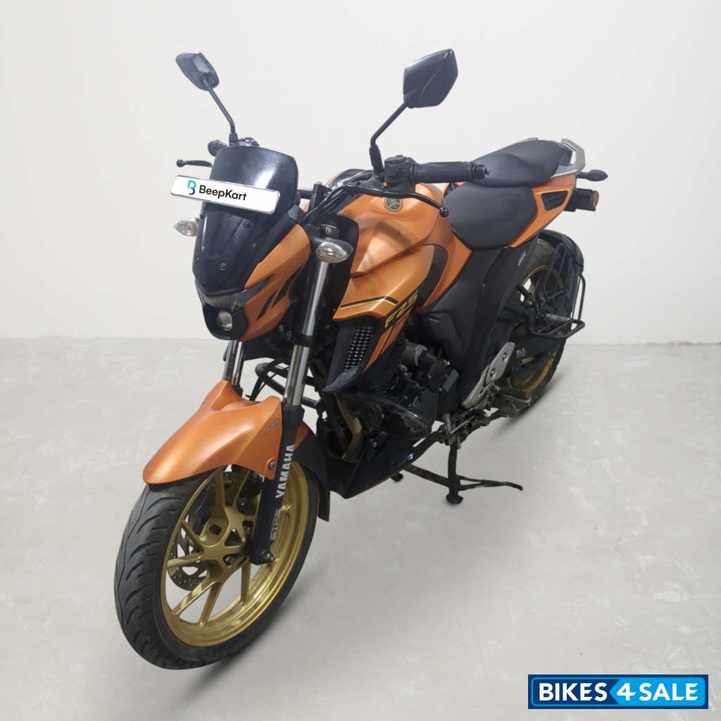 Yamaha FZ25