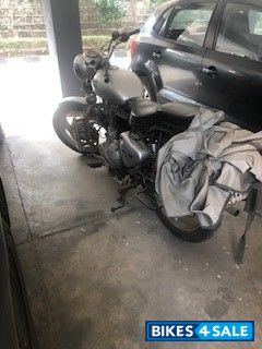 Silver Royal Enfield Bullet Electra Twinspark