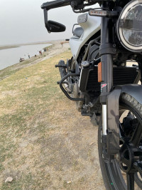 Silver Husqvarna Vitpilen 250