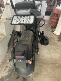 Silver Husqvarna Vitpilen 250