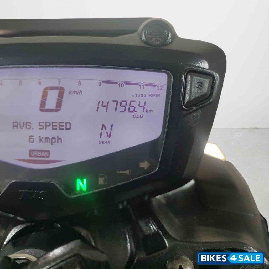 TVS Apache RTR 200 4V