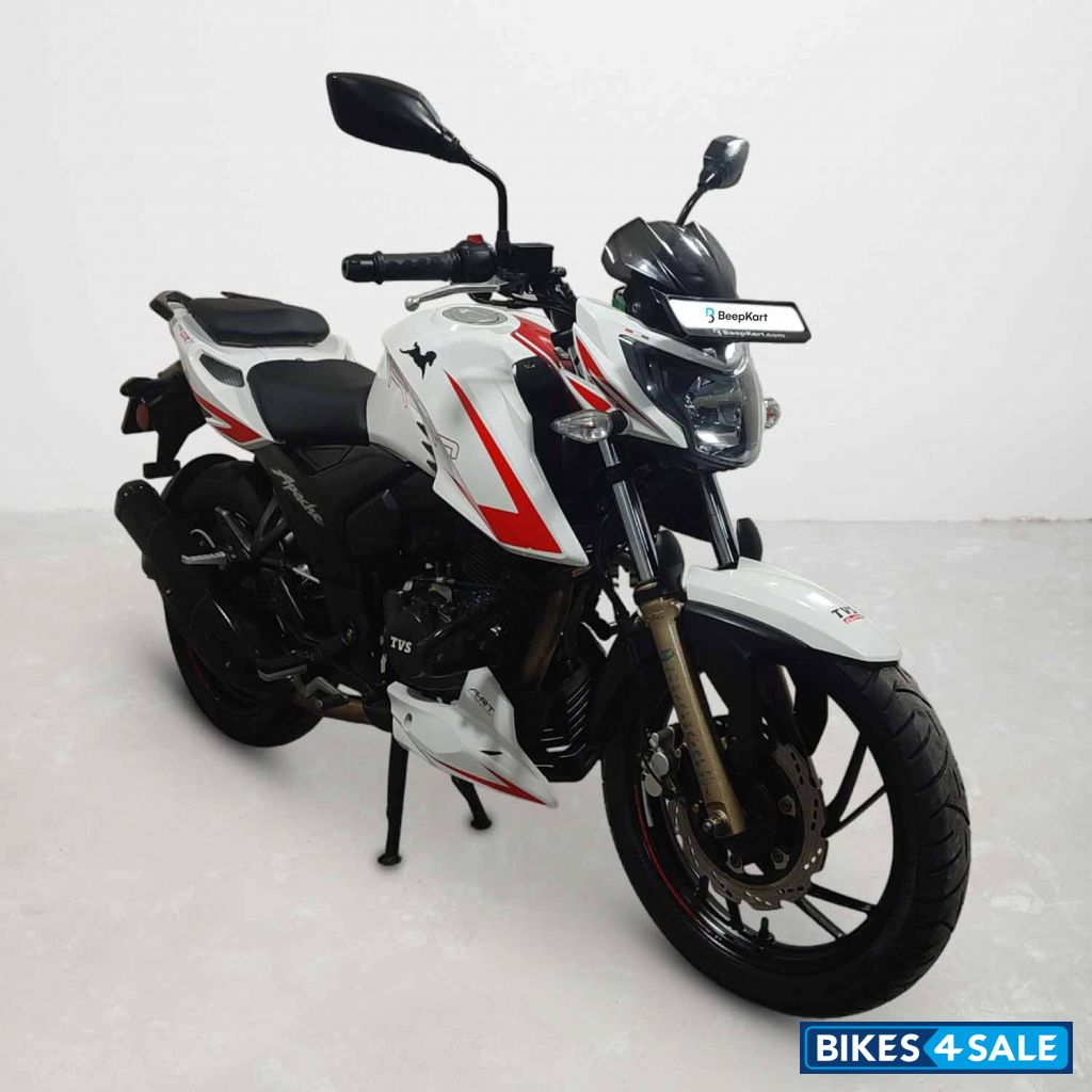 TVS Apache RTR 200 4V