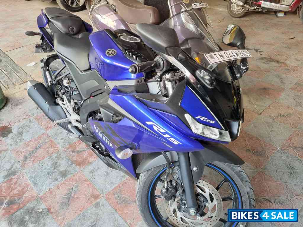 Racing Blue Yamaha YZF R15 V3