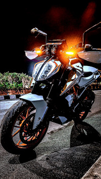 White KTM Duke 390