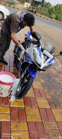 Blue Yamaha YZF R15 V2