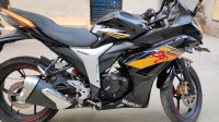 Black / Yellow Suzuki Gixxer SF Fi