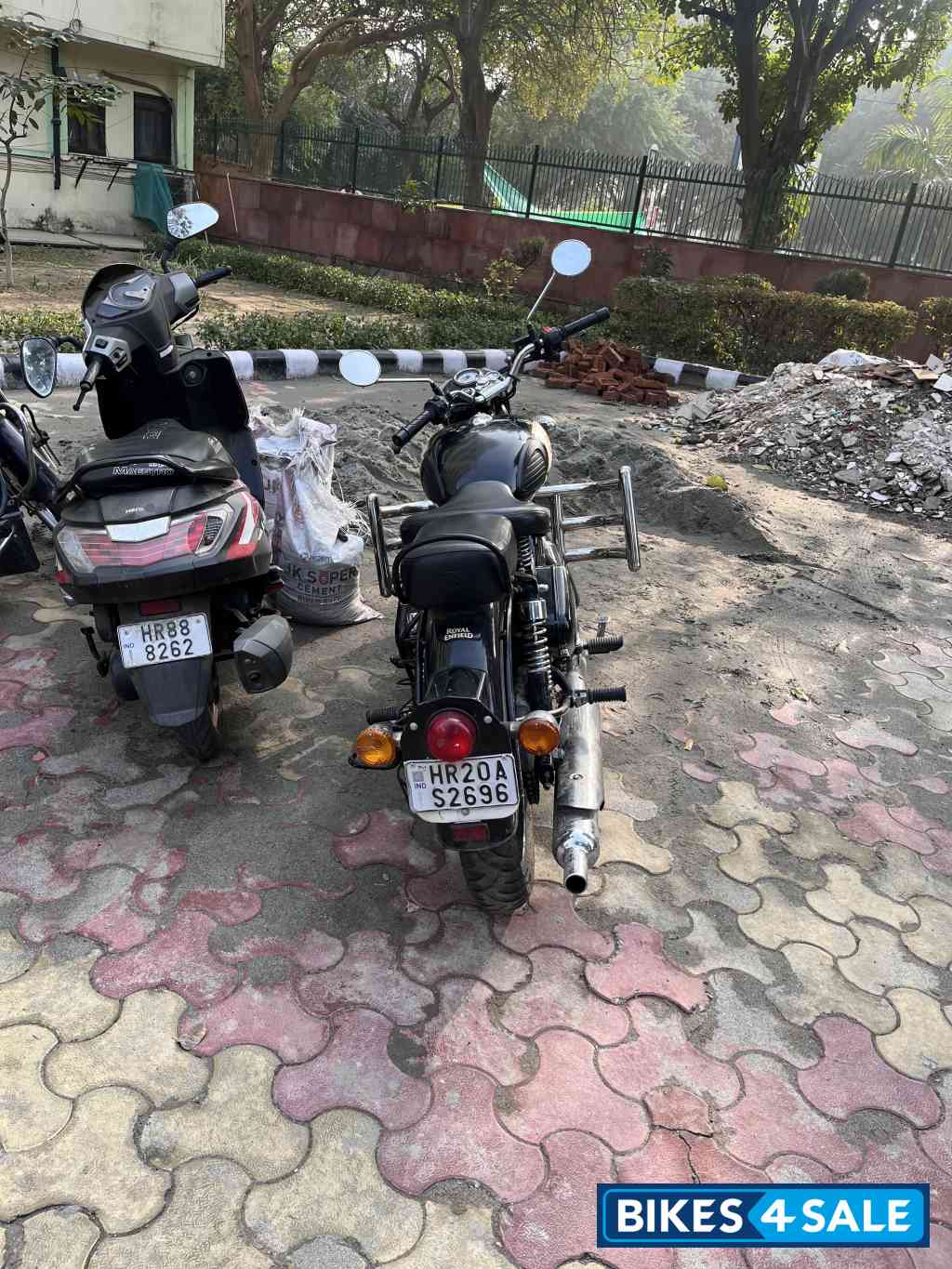 Black Royal Enfield Classic 350