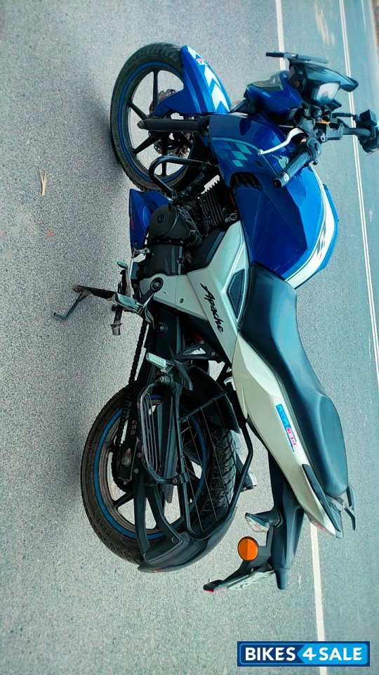 TVS Apache RTR 160 4V