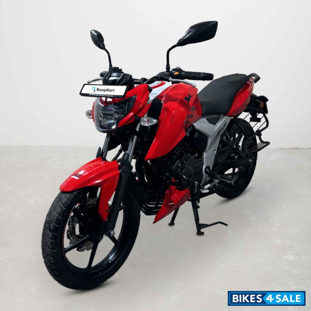 TVS Apache RTR 160 4V
