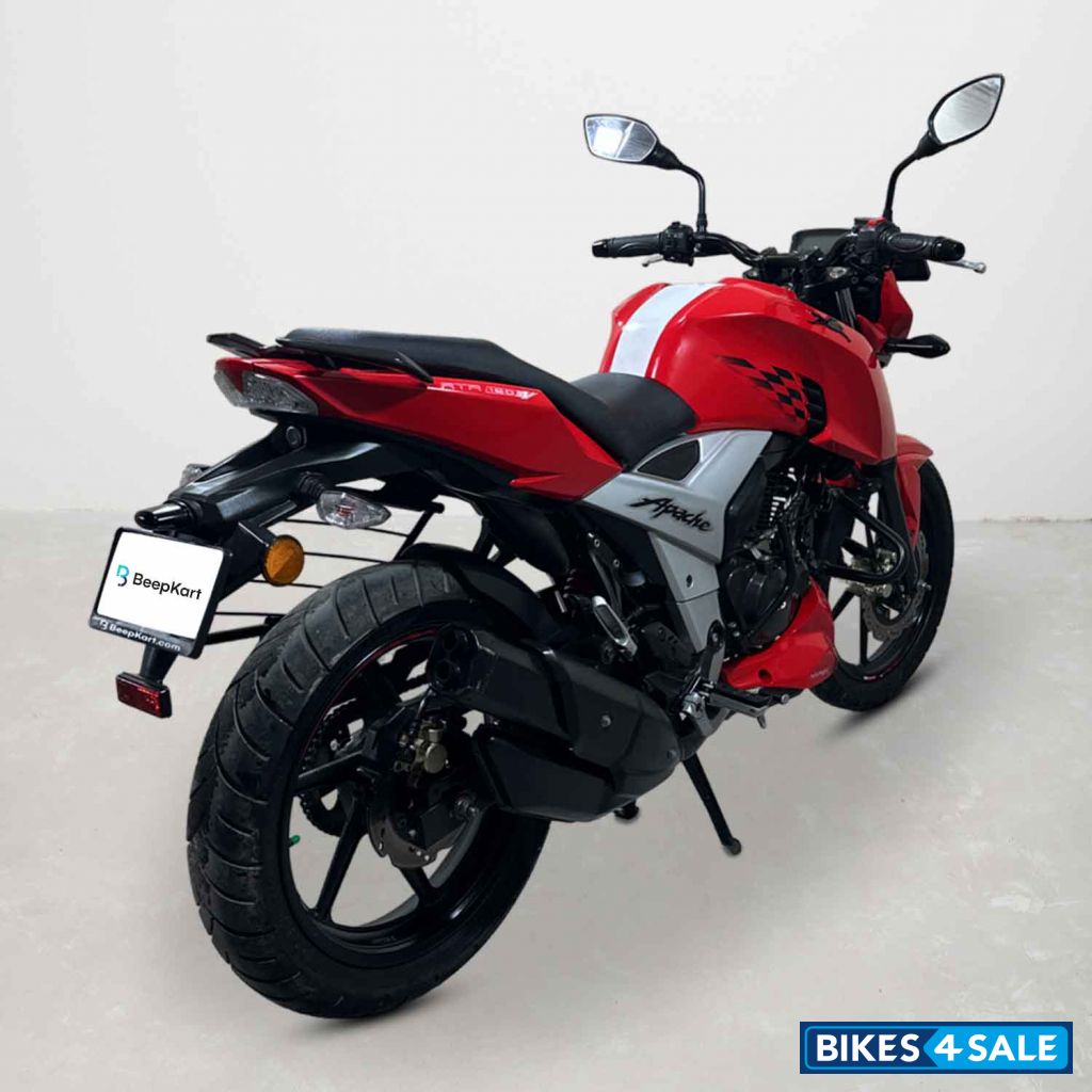 TVS Apache RTR 160 4V