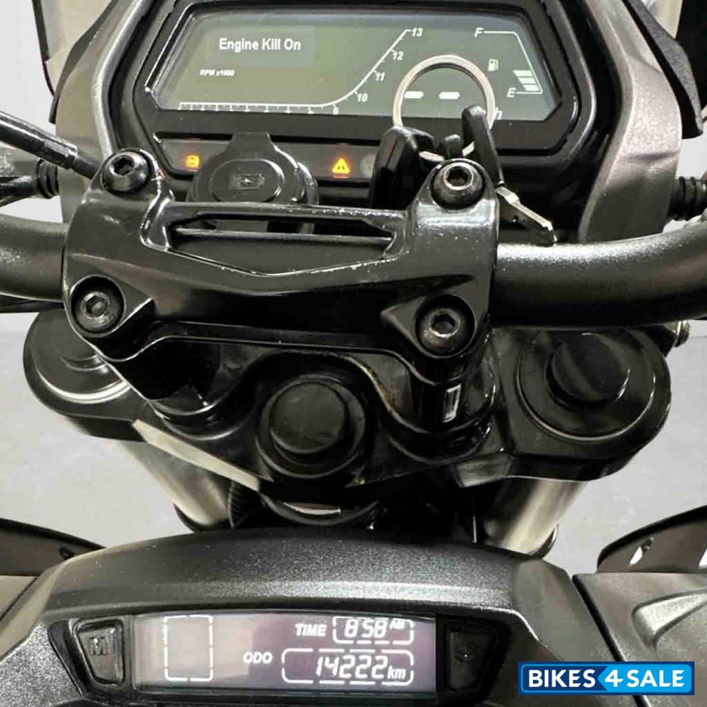 Bajaj Dominar 400