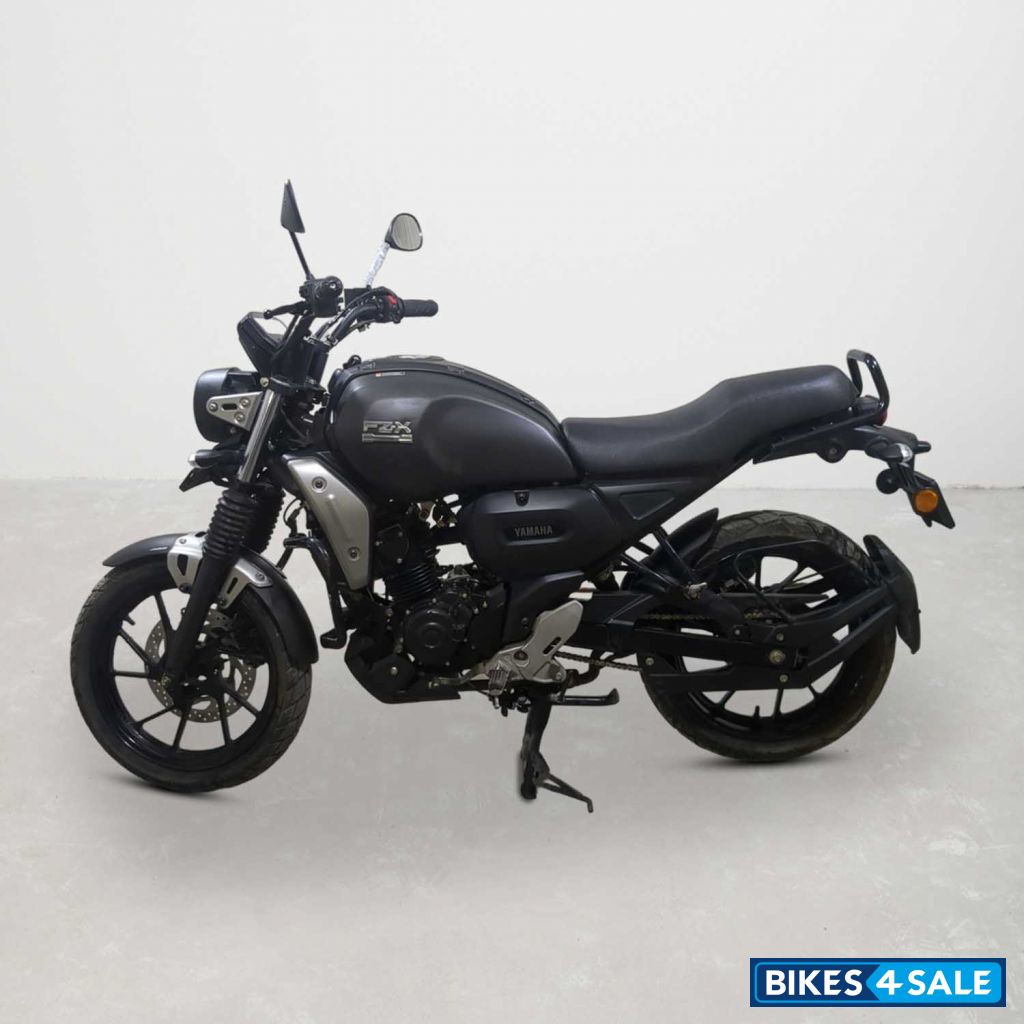 Yamaha FZ-X