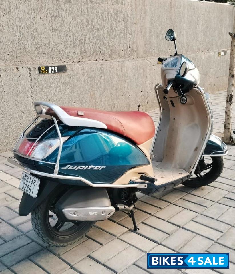 TVS Jupiter Grande TVS Jupiter Grande