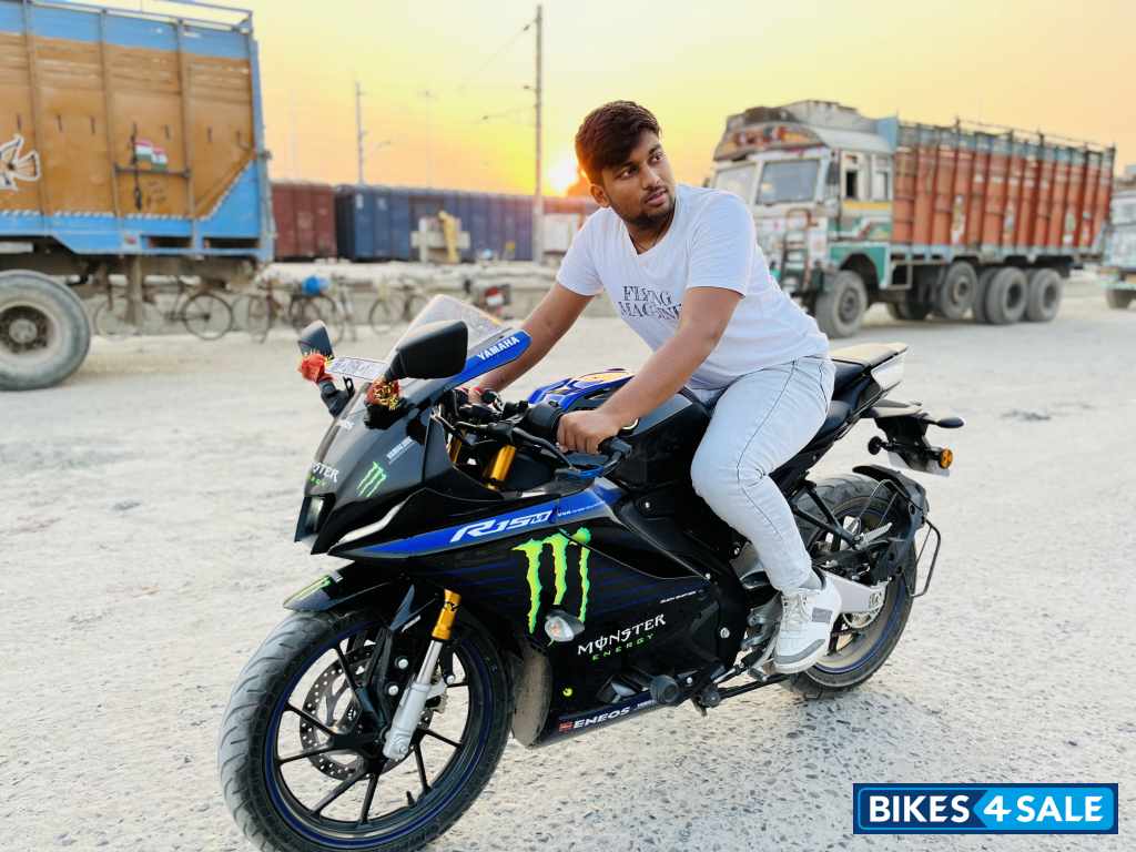 Black (monster Edition) Yamaha R15M Monster Energy MotoGP Edition Black (monster Edition) Yamaha R15M Monster Energy MotoGP Edition
