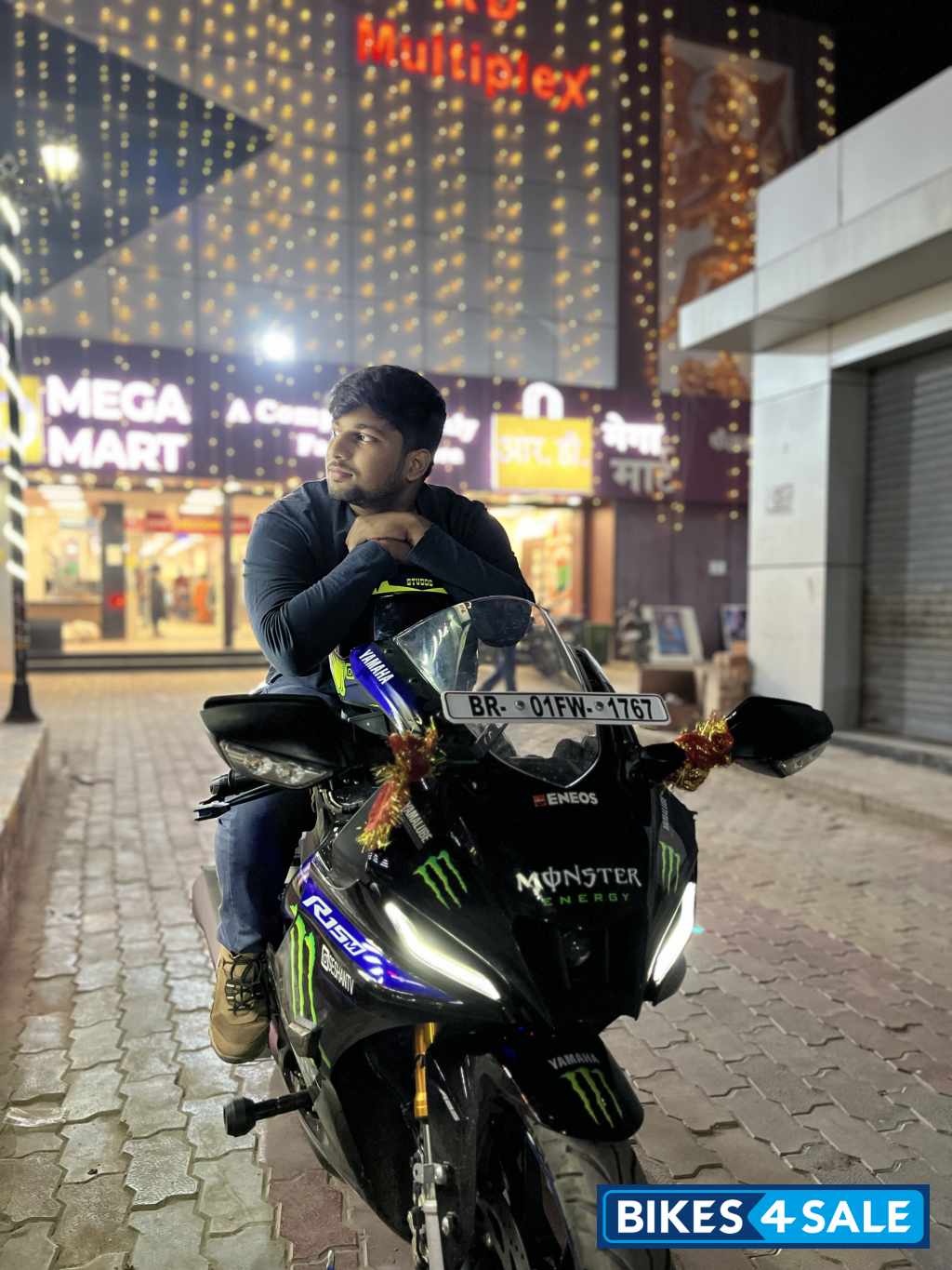 Black (monster Edition) Yamaha R15M Monster Energy MotoGP Edition Black (monster Edition) Yamaha R15M Monster Energy MotoGP Edition