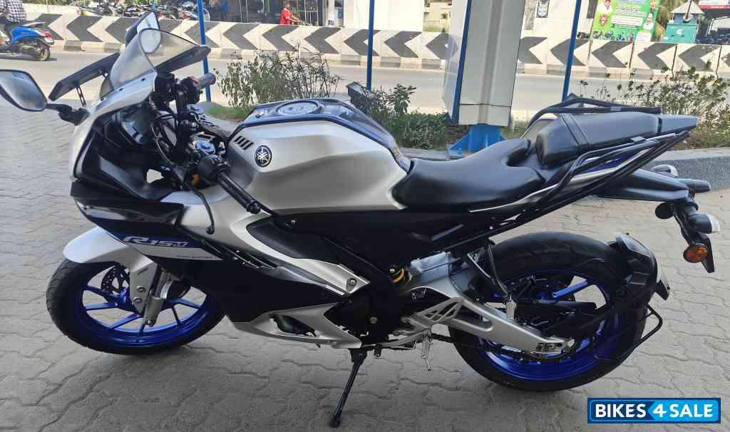 Silver With Blue Yamaha R15M