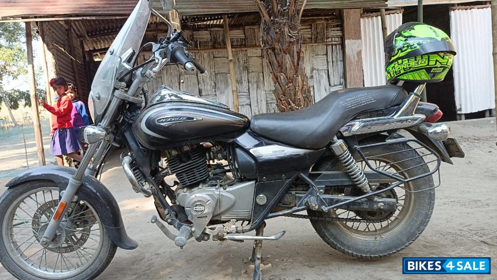 Bajaj Avenger Cruise 220 BS6
