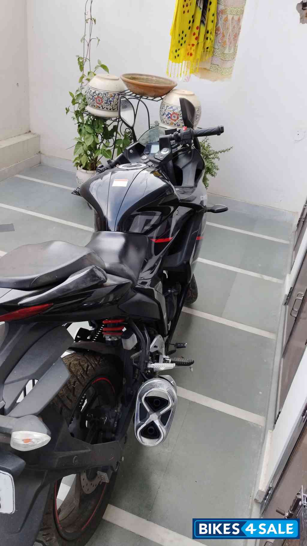 Suzuki Gixxer SF