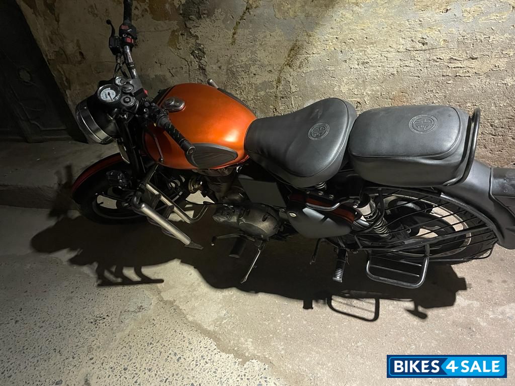 Royal Enfield Classic 350 Redditch Red