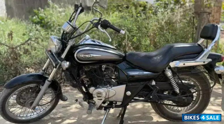 Bajaj Avenger Cruise 220