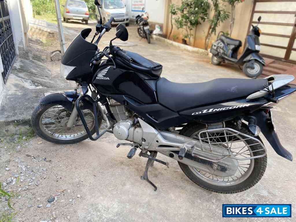 Honda CB Unicorn