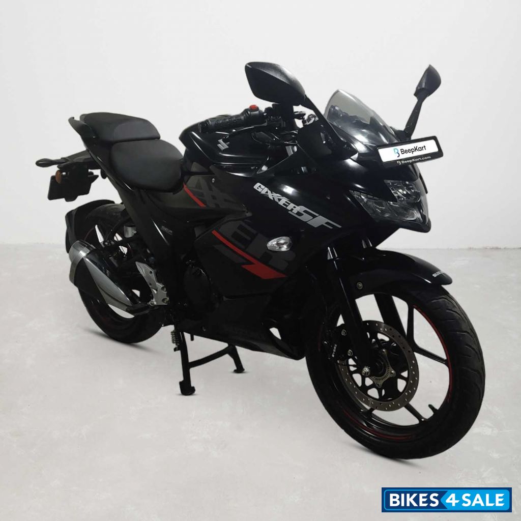 Suzuki Gixxer SF