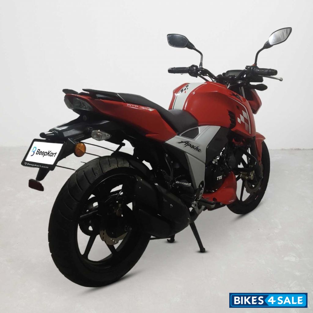 TVS Apache RTR 160 4V