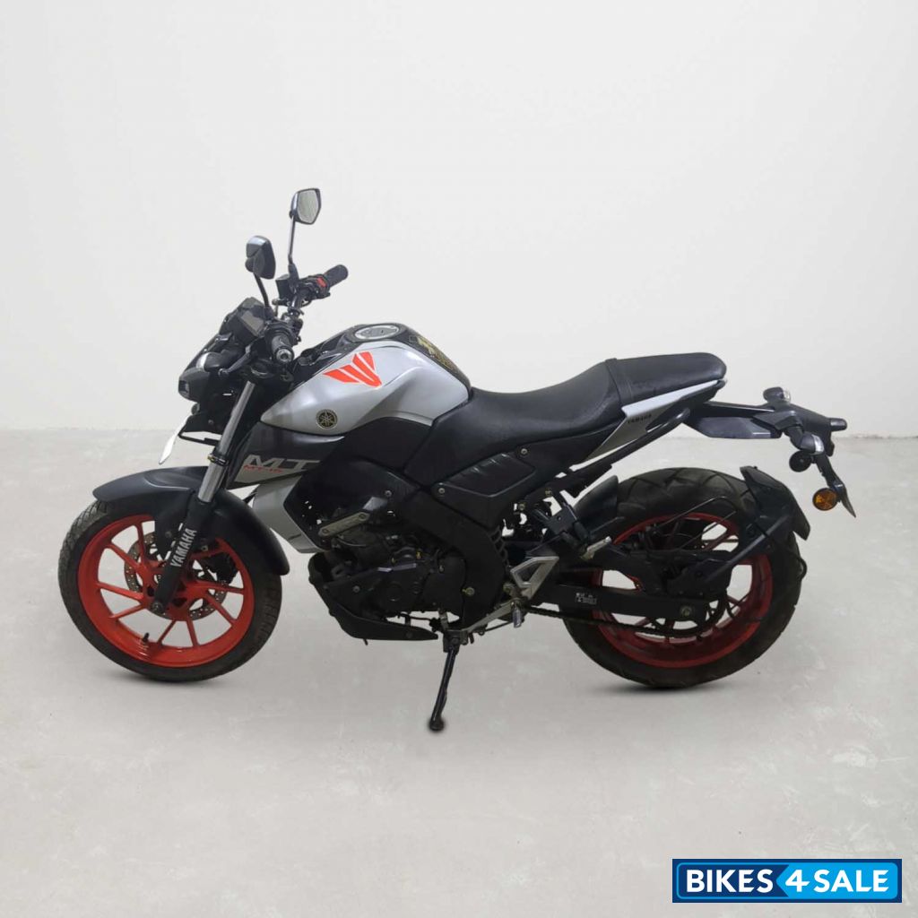 Yamaha MT-15