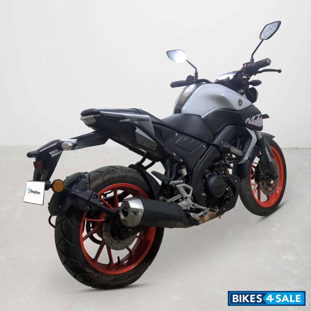 Yamaha MT-15