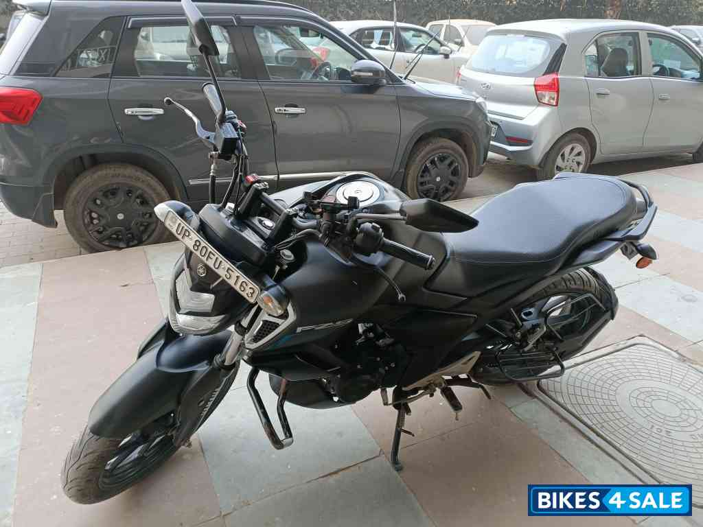 Matt Black Yamaha FZ-S FI V3 BS6